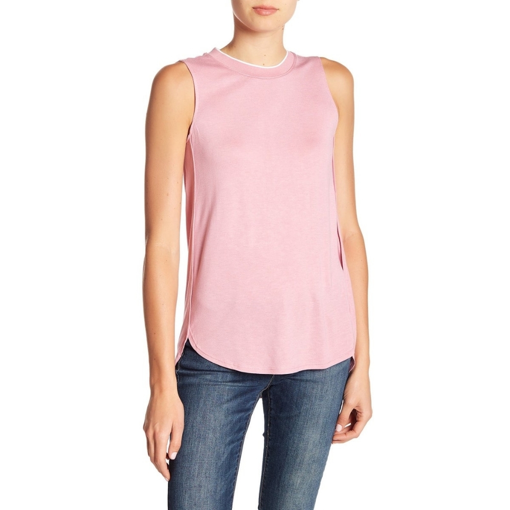 2/$20 Tunic tank with crew neck 🍑covers bum!